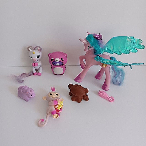 Kids Toy Lot Bundle - Picture 1 of 15